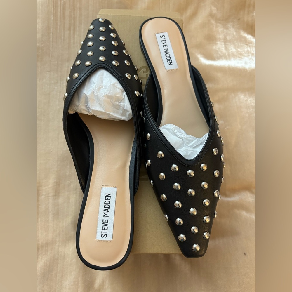 Steve Madden Black Silver-Studded Mules